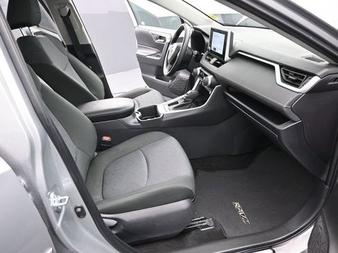 Certified 2025 Toyota RAV4 XLE w/ Convenience Package image 32