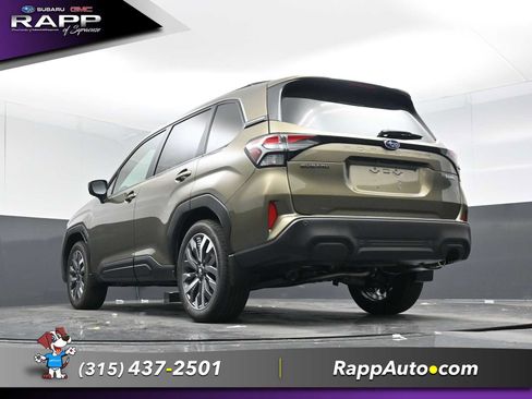 Used 2025 Subaru Forester Touring image 29