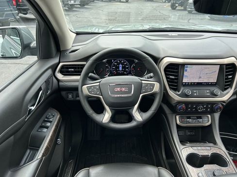 Certified 2023 GMC Acadia Denali w/ Denali Ultimate Package AWD/4WD image 33