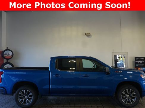 Used 2022 Chevrolet Silverado 1500 RST image 2
