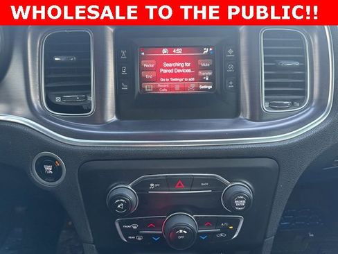 Used 2016 Dodge Charger SE image 12