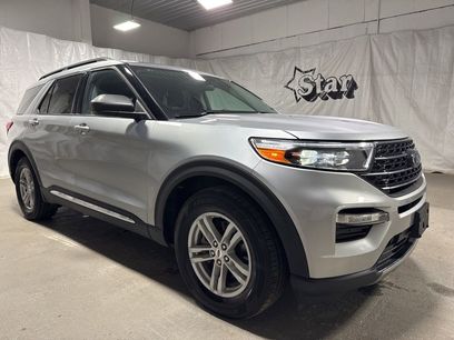 Used 2024 Ford Explorer XLT w/ Equipment Group 202A