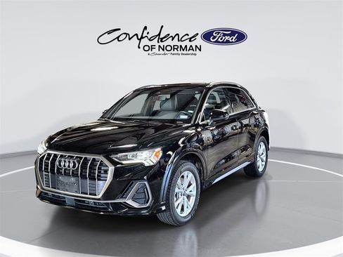 Used 2024 Audi Q3 2.0T Premium image 3