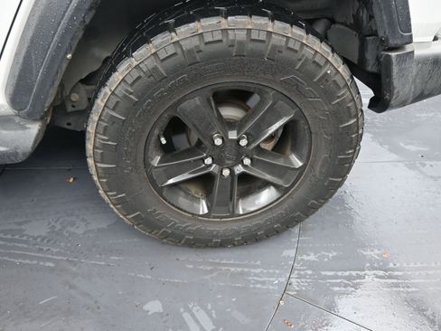 Used 2021 Jeep Wrangler Unlimited Sport image 19