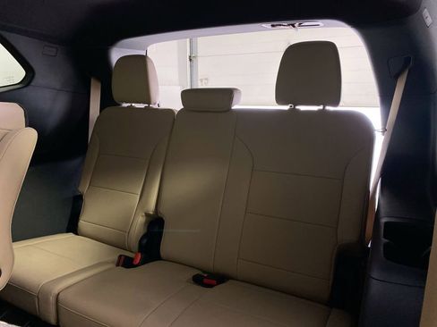 Used 2026 Buick Enclave Preferred w/ Power Package AWD/4WD image 22