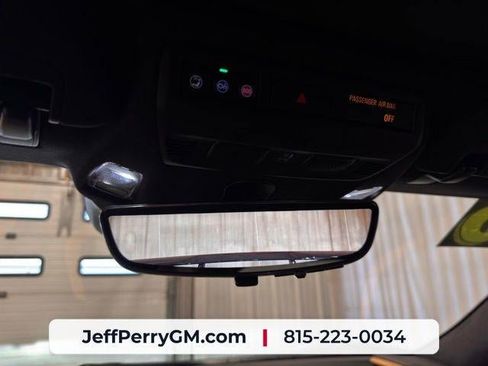 Used 2026 Chevrolet Corvette Stingray Premium Cpe w/ Z51 Performance Package RWD image 13