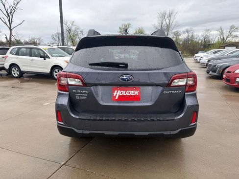 Used 2016 Subaru Outback 2.5i Limited AWD/4WD image 7