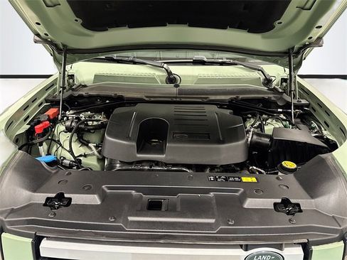 Used 2023 Land Rover Defender 110 75th Limited Edition image 32