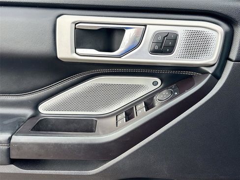 Used 2020 Ford Explorer ST w/ Premium Technology Package image 19