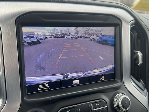 Used 2020 GMC Sierra 1500 SLT w/ SLT Premium Package image 18