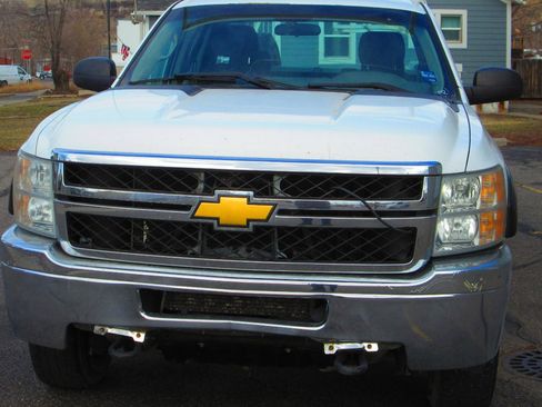 Used 2012 Chevrolet Silverado 2500 W/T AWD/4WD image 10