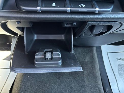 Used 2017 GMC Sierra 1500 SLE image 16