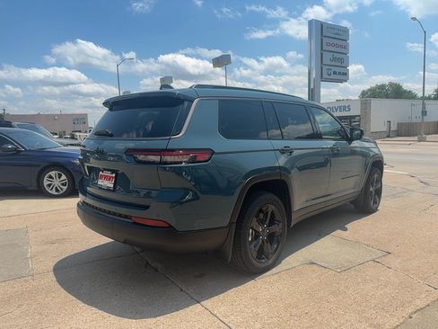 Used 2026 Jeep Grand Cherokee L Limited w/ Limited Altitude Package AWD/4WD image 6