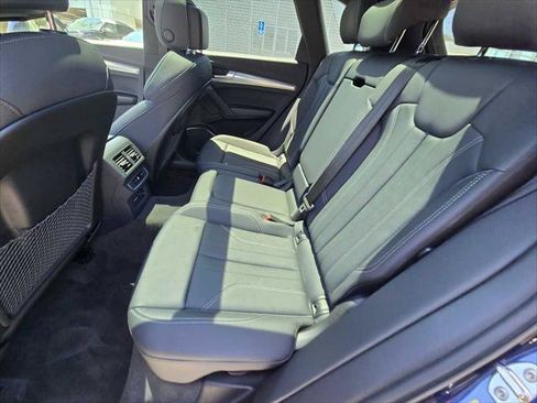 Certified 2025 Audi Q5 2.0T Premium w/ Convenience Plus Package AWD/4WD image 17
