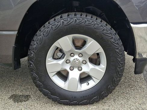Used 2023 RAM 1500 Big Horn AWD/4WD image 9