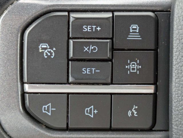 Used 2023 Ford F250 Lariat w/ Lariat Ultimate Package AWD/4WD image 25