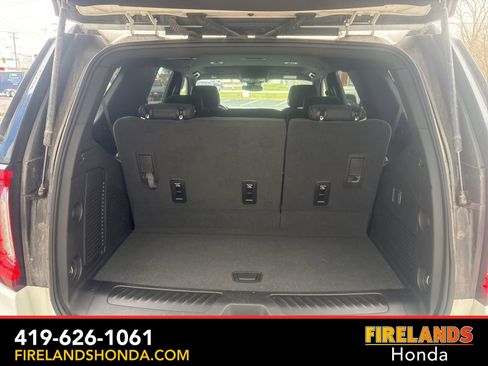 Used 2024 GMC Yukon SLE w/ Max Trailering Package image 31