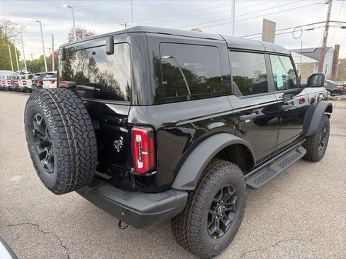 New 2026 Ford Bronco Badlands AWD/4WD image 4
