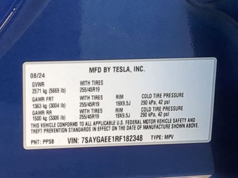 Used 2024 Tesla Model Y Long Range image 36