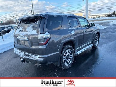 Used 2018 Toyota 4Runner Limited image 9