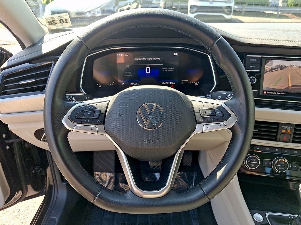 Certified 2023 Volkswagen Jetta SE FWD image 19
