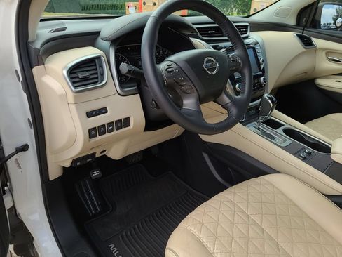 Used 2020 Nissan Murano Platinum FWD image 17