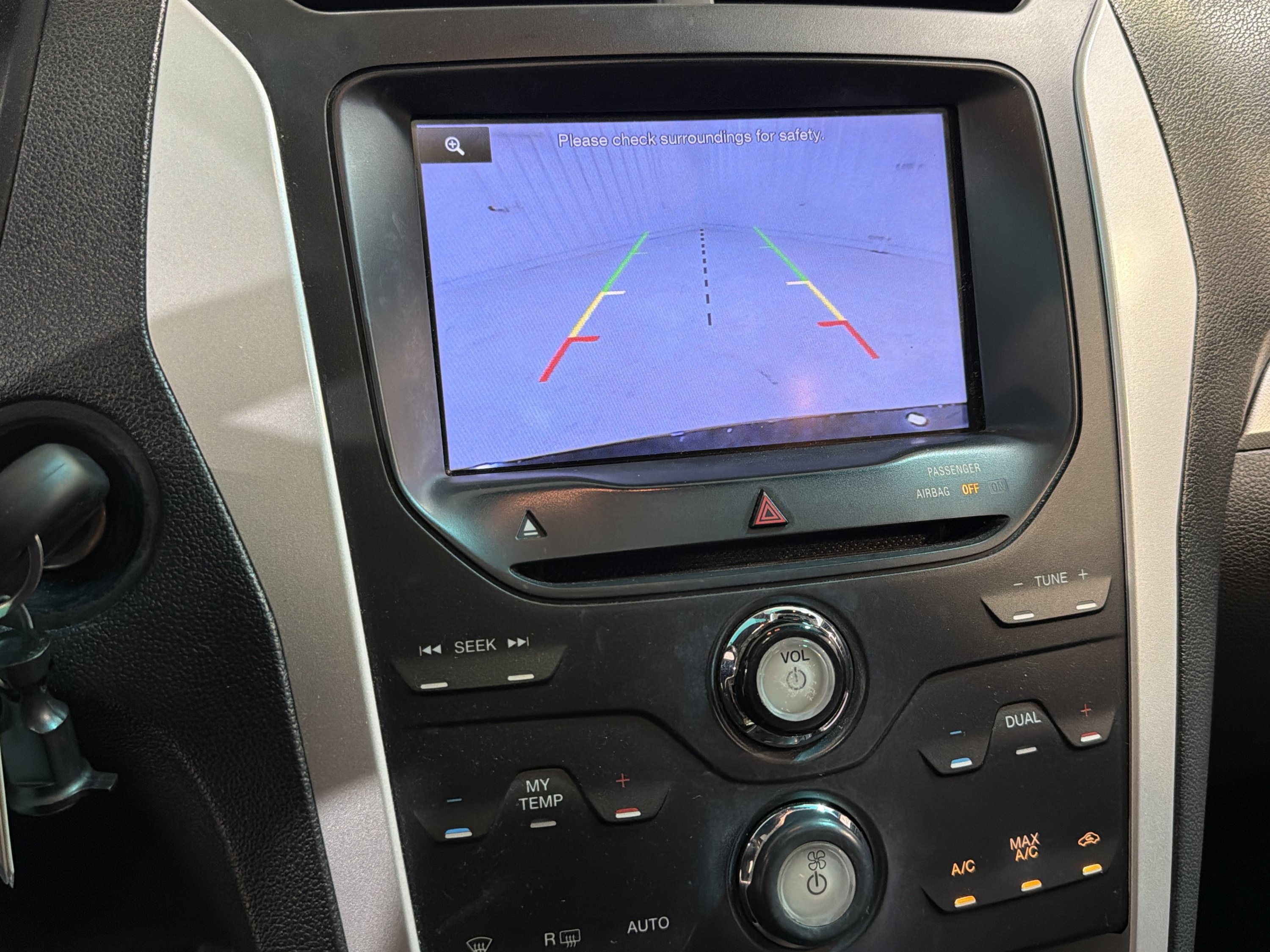 Used 2013 Ford Explorer XLT FWD image 20
