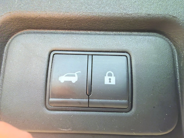 Used 2026 Nissan Rogue SV FWD image 19