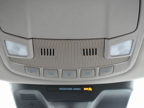 Used 2023 Ford Expedition Max XLT image 36