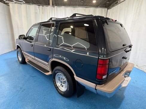 Used 1994 Ford Explorer 4WD 4-Door image 8