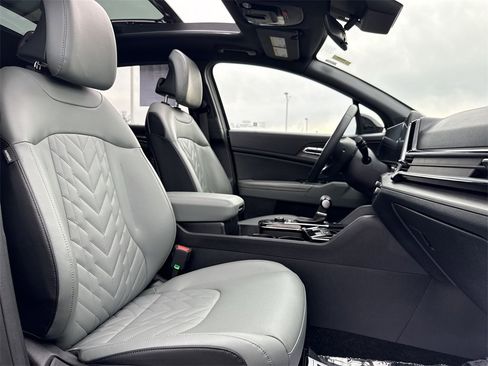 Used 2023 Kia Sportage X-Line w/ X-Line Premium Package image 26