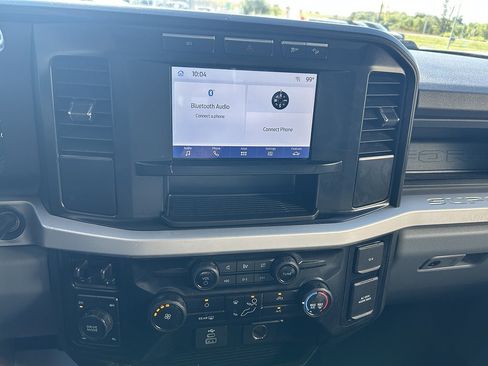 Used 2024 Ford F250 XL w/ STX Appearance Package AWD/4WD image 12