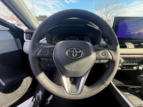 New 2025 Toyota RAV4 XLE image 7