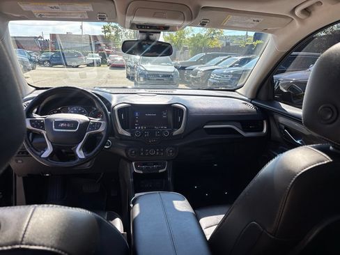 Used 2023 GMC Terrain Denali w/ Denali Premium Package AWD/4WD image 23