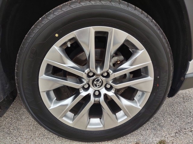 Used 2019 Toyota RAV4 Limited w/ All Weather Liner Package AWD/4WD image 27