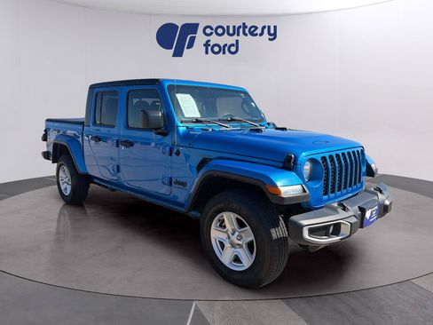 Used 2021 Jeep Gladiator Sport AWD/4WD image 1