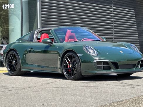 Certified 2019 Porsche 911 Targa 4 GTS AWD/4WD image 10