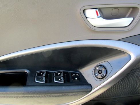 Used 2014 Hyundai Santa Fe Sport FWD image 11