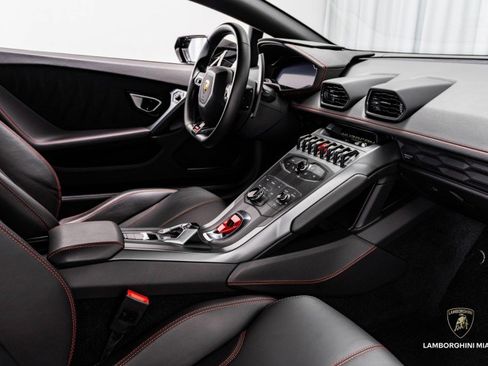 Used 2018 Lamborghini Huracan LP 580-2 image 44