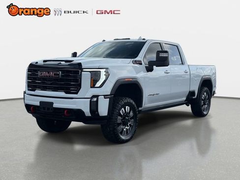 Used 2024 GMC Sierra 3500 AT4 w/ AT4 Premium Plus Package AWD/4WD image 7