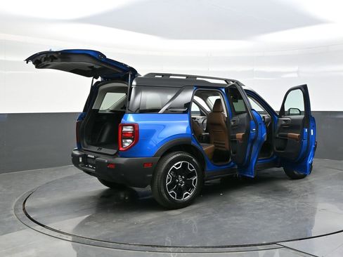 Used 2025 Ford Bronco Sport Outer Banks w/ Outer Banks Tech Package+ image 39