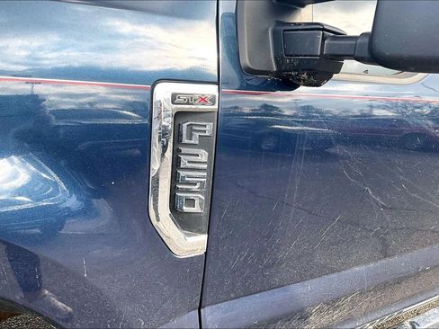 Used 2019 Ford F250 XL w/ STX Appearance Package image 7