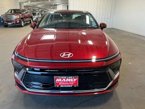 Used 2024 Hyundai Sonata SEL FWD image 8