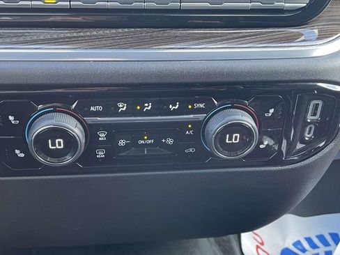 Used 2023 Chevrolet Silverado 1500 LT AWD/4WD image 27
