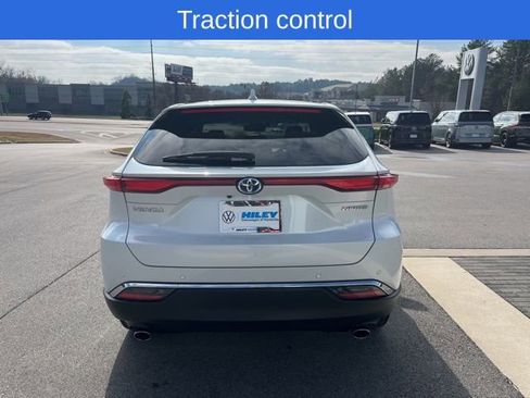 Used 2024 Toyota Venza Limited image 7