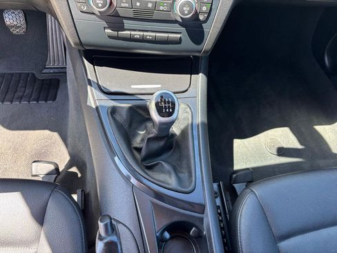 Used 2008 BMW 128i Convertible image 29