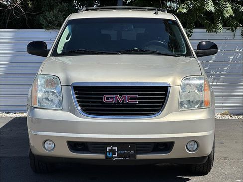 Used 2012 GMC Yukon XL SLE w/ Convenience Package AWD/4WD image 7