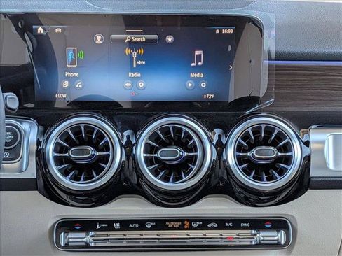 New 2026 Mercedes-Benz GLB 250 4MATIC image 12