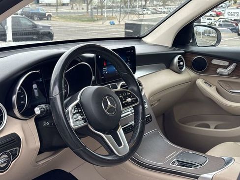 Used 2020 Mercedes-Benz GLC 300 4MATIC w/ Multimedia Package image 12