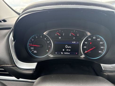 Used 2020 Chevrolet Traverse LT FWD image 38